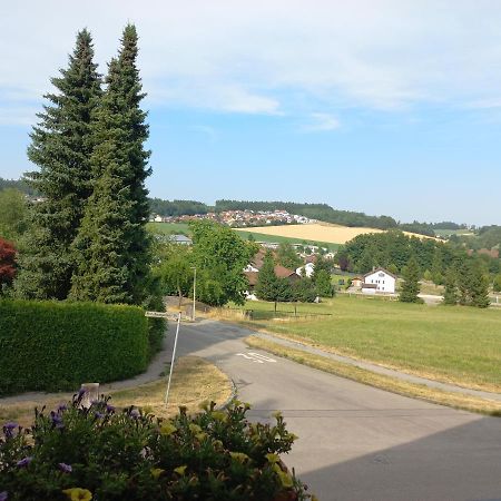 Weiss-Rot-Schwarz Lägenhet Bad Griesbach  Exteriör bild